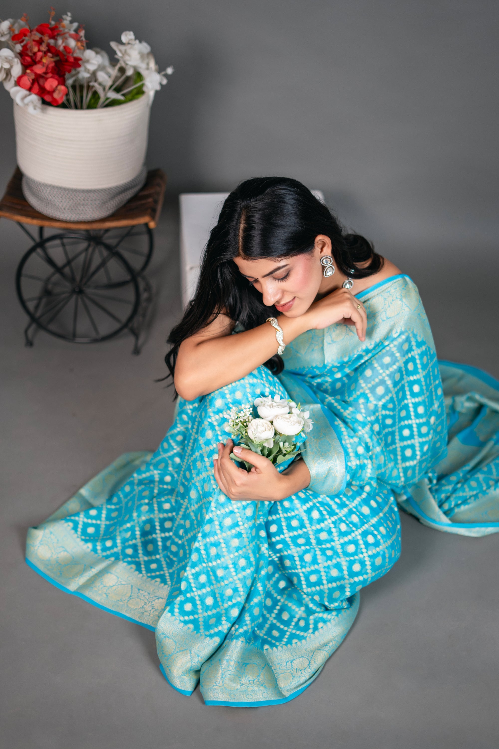 Pure chiffon/Khaddi Georgette  water Jari sky blue Bandhej Saree with jall work all over handloom saree