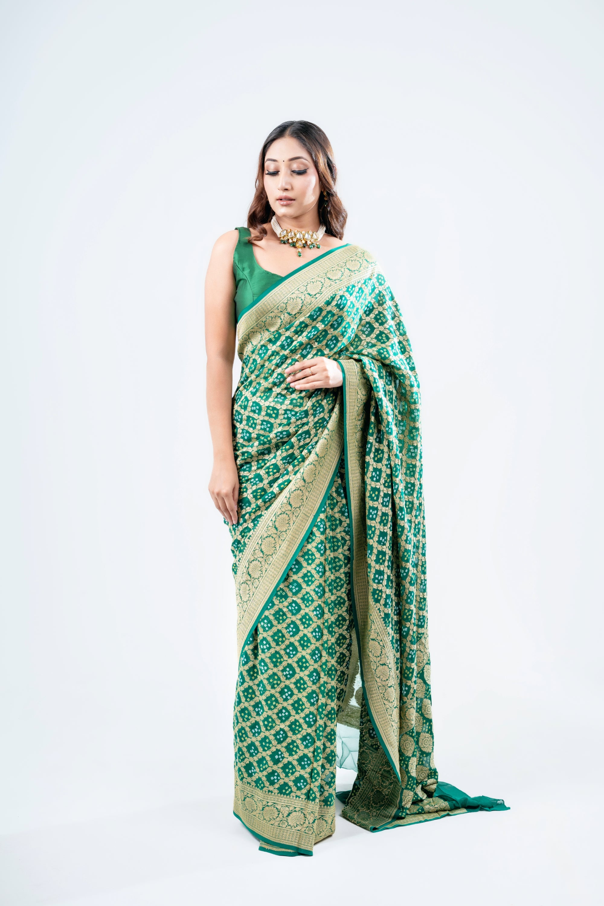 Pure Khaddi Georgette green Bandhej/Bandhani handloom Saree