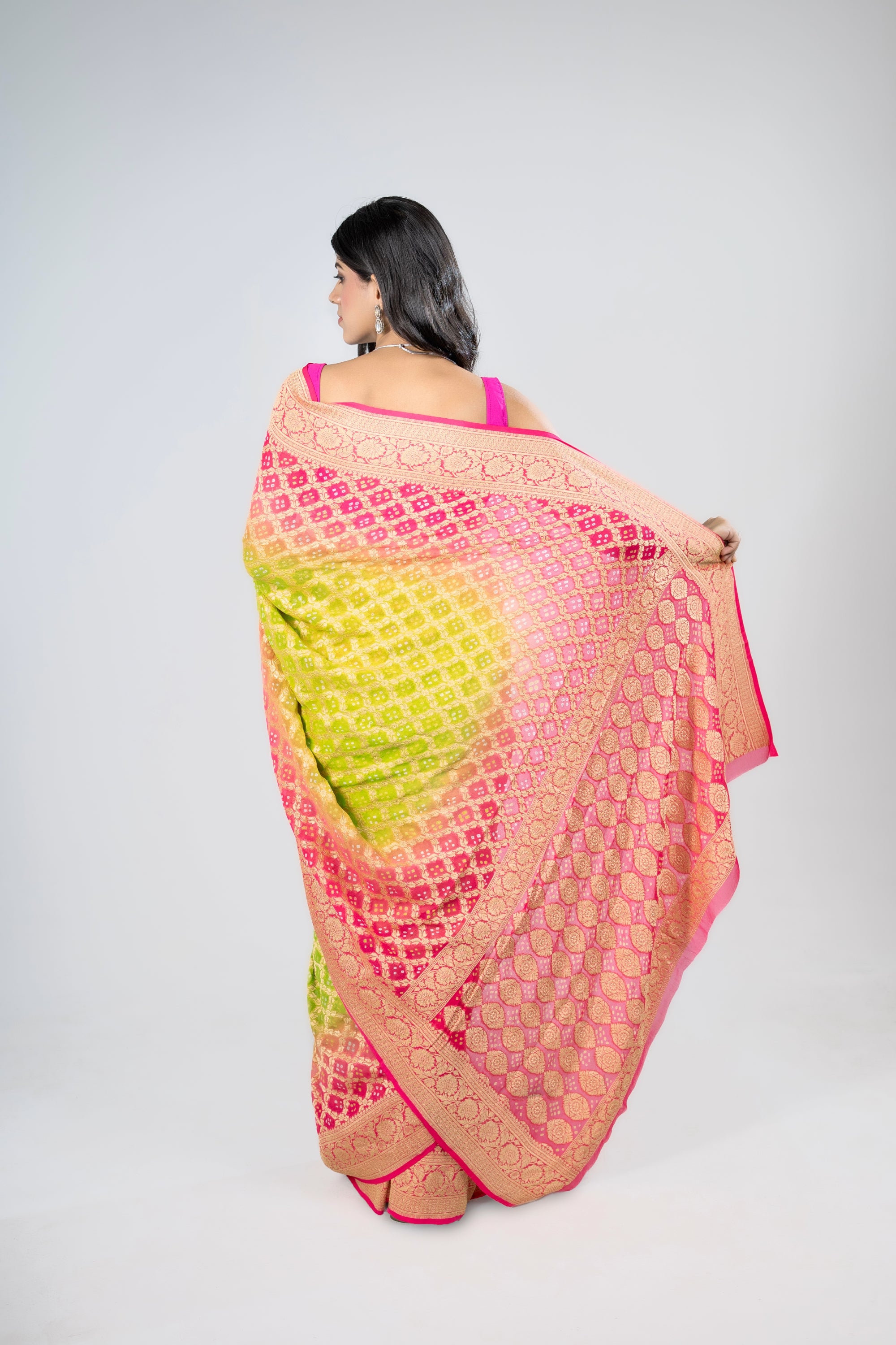 Pure Khaddi Georgette Red and green Bandhej/Bandhani handloom Saree