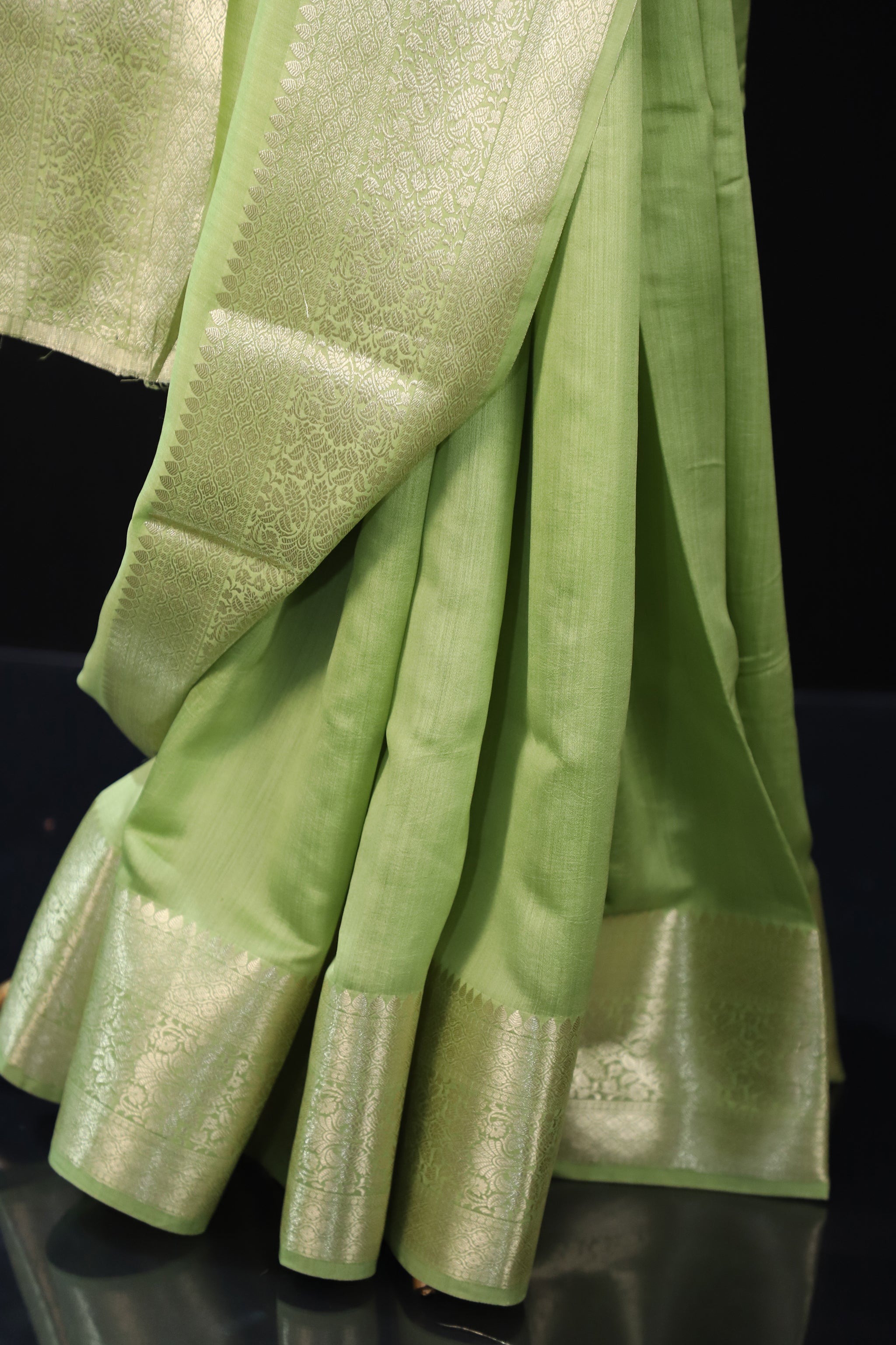 Green Pure Moonga Silk Saree With Golden Zari Border