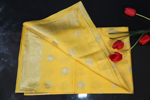 Golden Glow: Yellow Pure Chiniya Silk Saree with Radiant Elegance